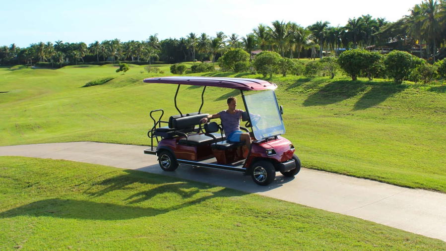 Alquiler de carritos de golf en Casa de Campo Eco Planeta Caribe